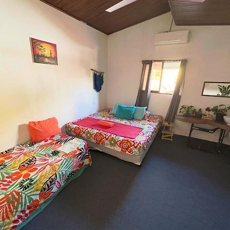 Passifloras Hostel Quepos Zewnętrze zdjęcie