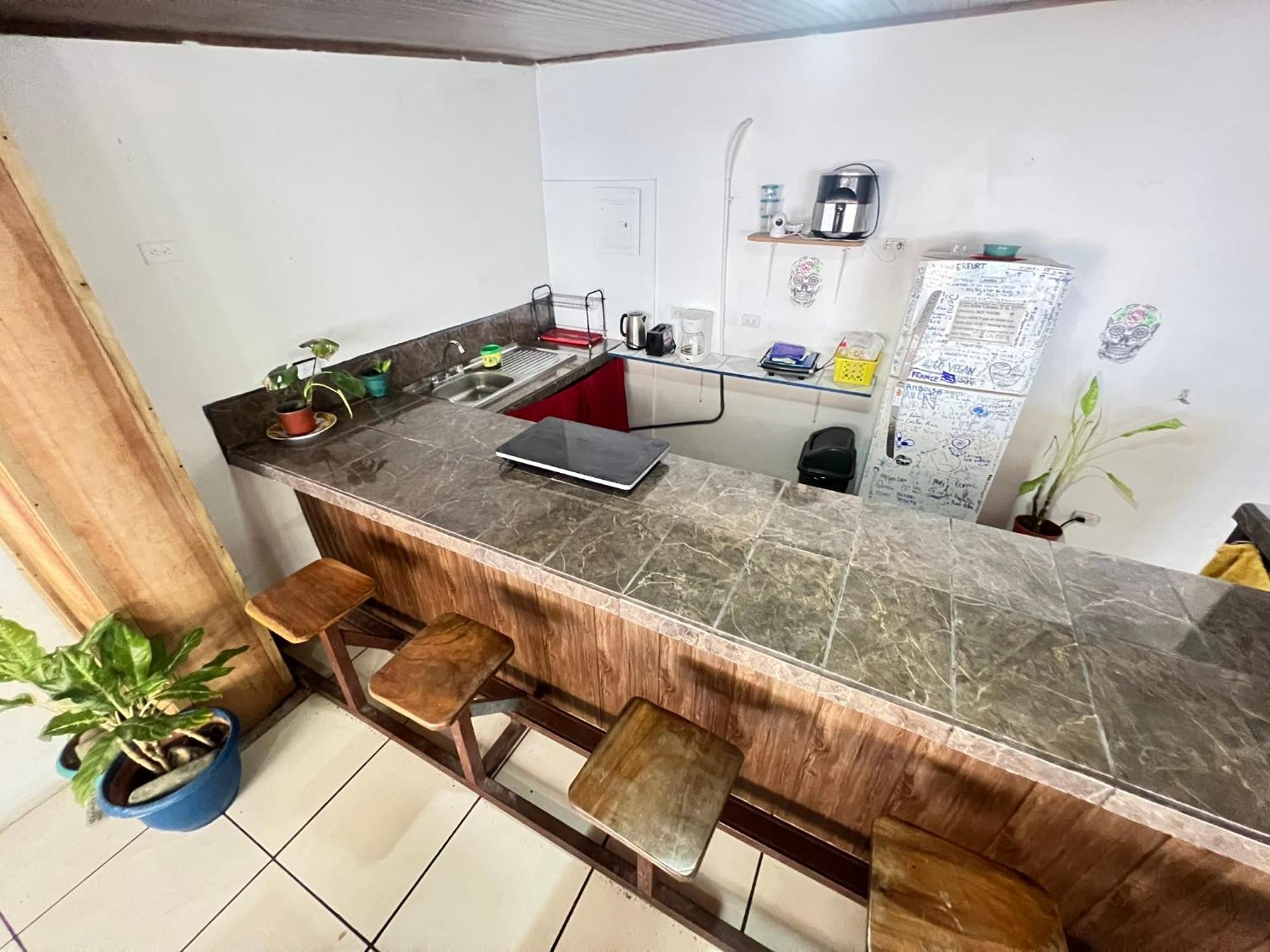 Passifloras Hostel Quepos Zewnętrze zdjęcie
