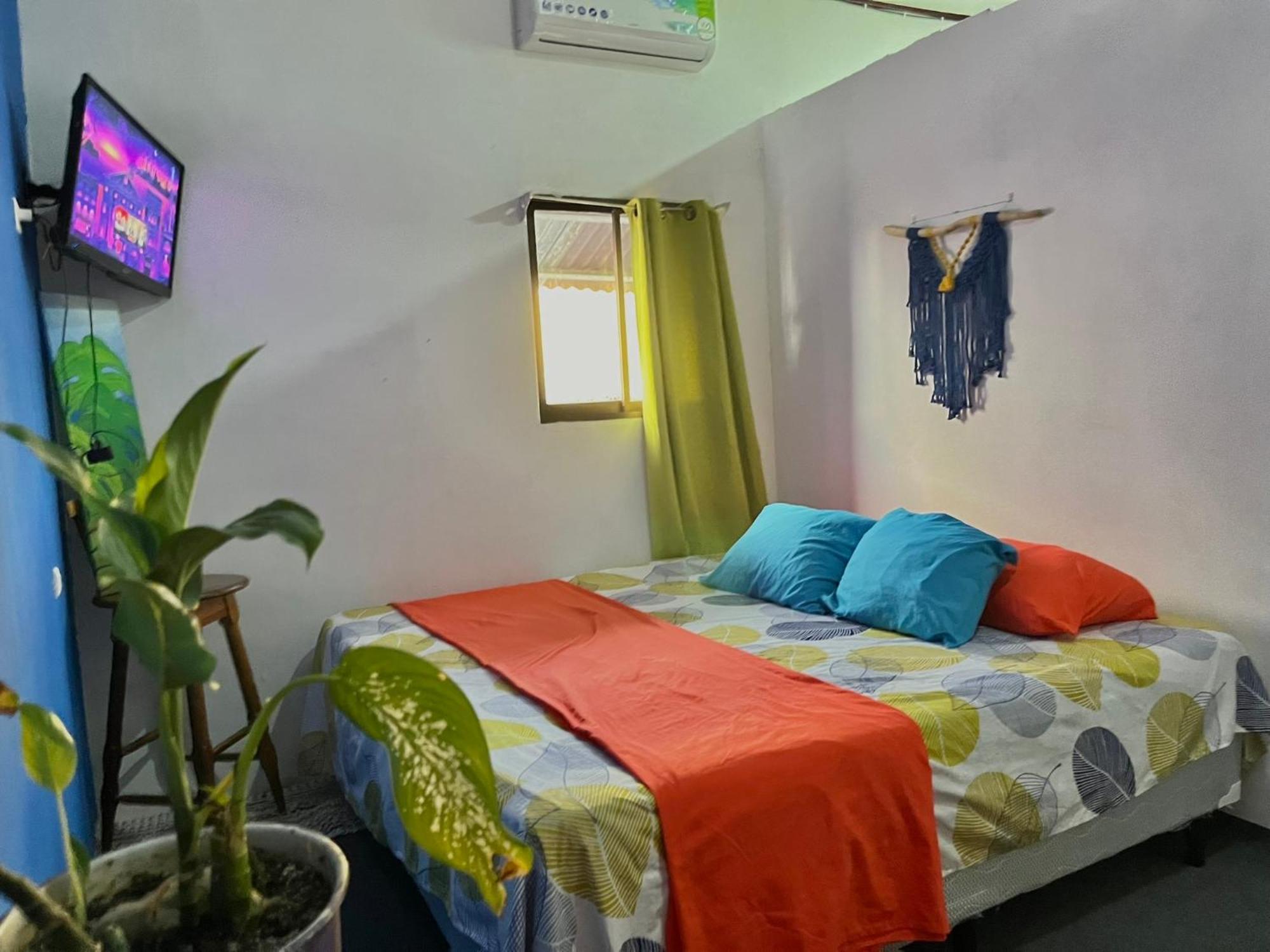 Passifloras Hostel Quepos Zewnętrze zdjęcie